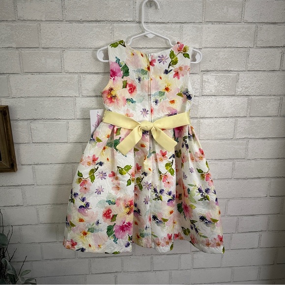 BONNIE JEAN Girls White Floral Sleeveless Bow Dress - Picture 5 of 7